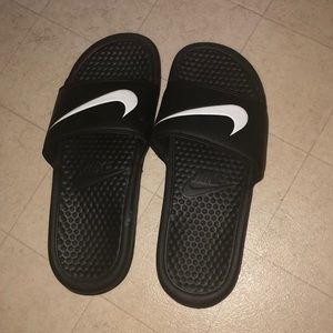 Black Nike slides